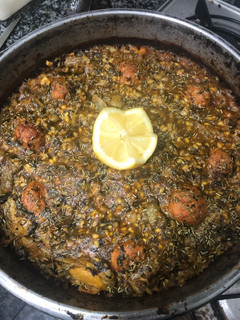 Una foto de 127. Paella de verduras y albóndigas (principal paella)