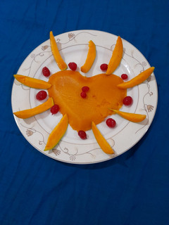 મેંગો કેક (Mango Cake Recipe In Gujarati) રેસીપી મુખ્ય ફોટો