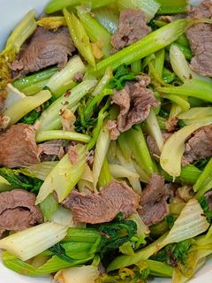 Hình của món Cần tây xào thịt bò.