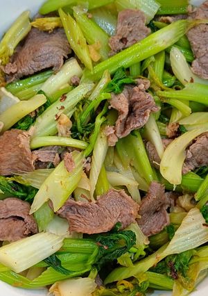 Hình của món Cần tây xào thịt bò.