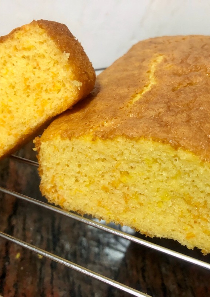Una foto de Bizcocho de zanahoria y limón sin gluten y sin lactosa