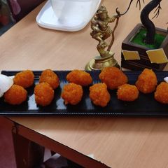 A picture of #FSC#moothi chur ladoo#.