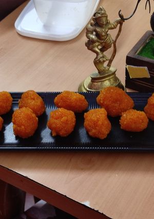 A picture of #FSC#moothi chur ladoo#.