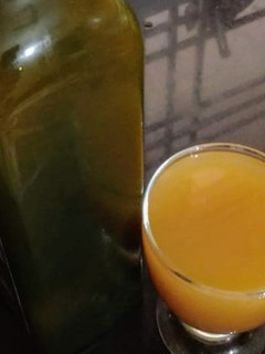 A picture of Healthy Imli aloo bukhara juice without sugar.