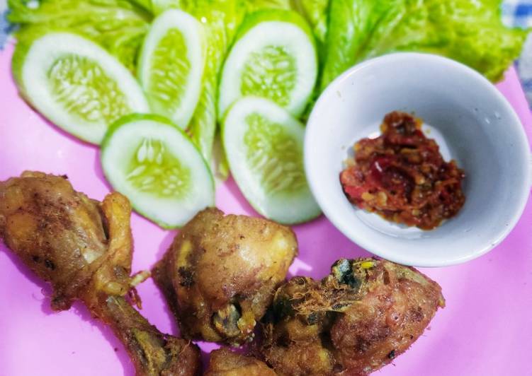 8 Resep: Ayam Goreng Ungkep Anti Gagal!