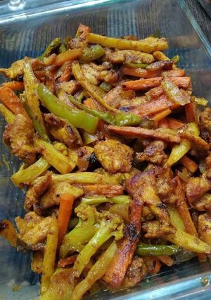 সিজলিং সবজি রেসিপির প্রধান ছবি