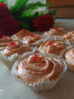Foto resep Cupcake Vanila With Strawberry Cream