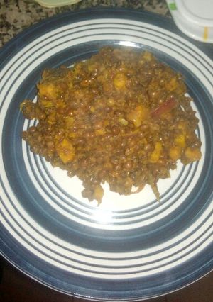 A picture of Porriage beans with unripe plantain.