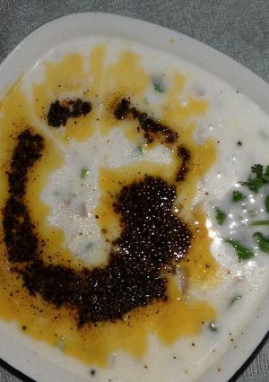 A picture of Onion rayta.