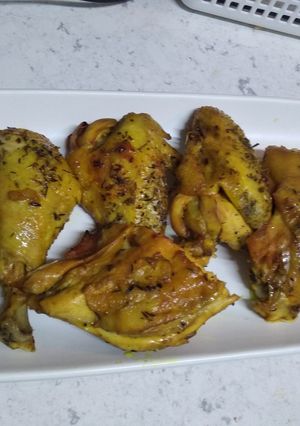 A picture of Bbq yellow chicken.