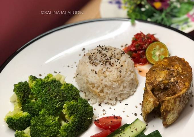 Resipi Kari Ikan Sihat Oleh Salina Jalaludin Cookpad