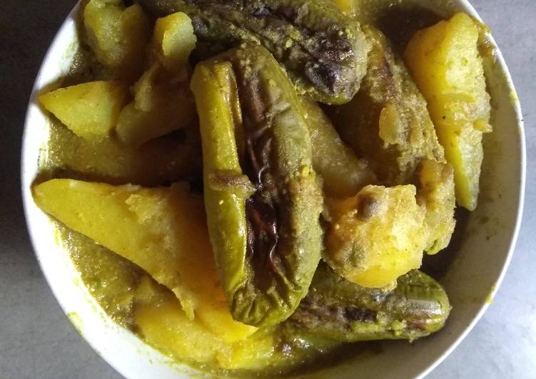 Recipe of Homemade Parwal potato poppy seeds curry