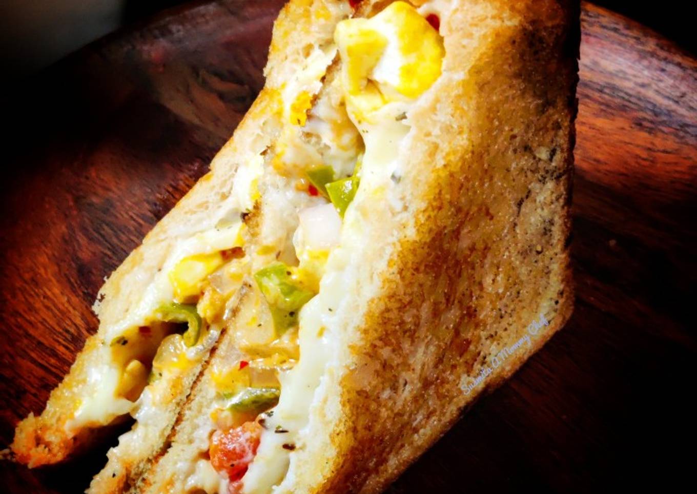 Cheesy mayo paneer sandwich in tawa