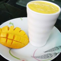 A picture of Mango smoothie.