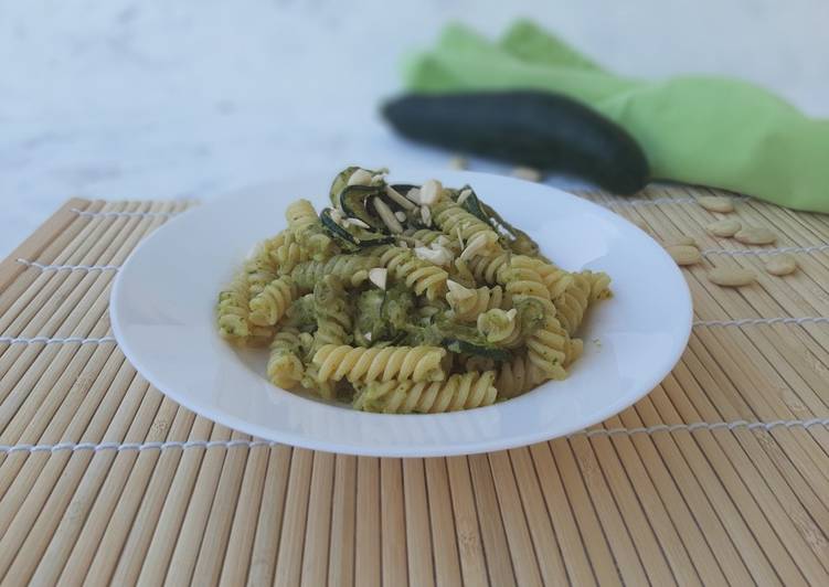 Simple Way to Prepare Speedy Fusilli alle zucchine e mandorle