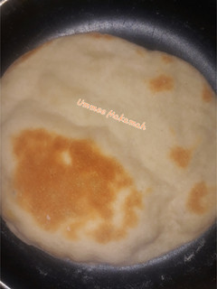A picture of Pita bread (Shawarma bread).
