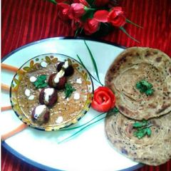 A picture of Beetroot malai kofta.