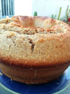 Una foto de Budín de coco con dulce de leche