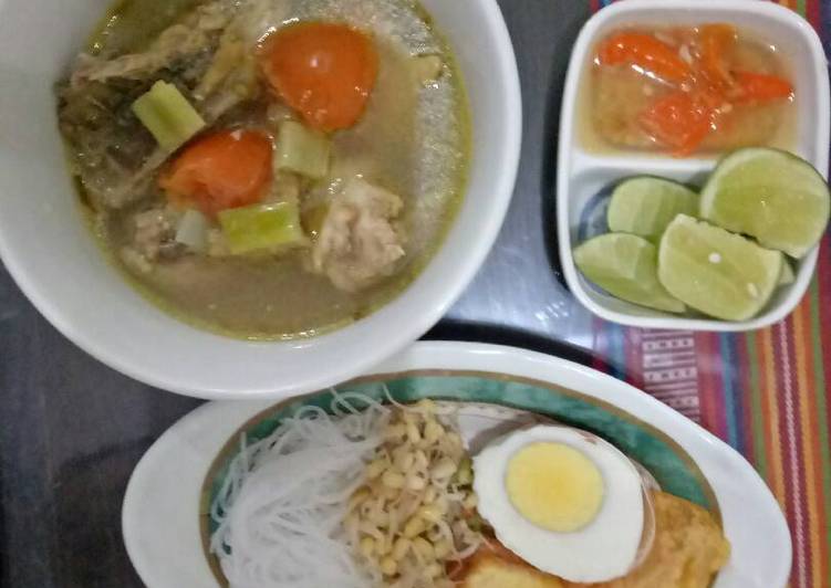 Soto Ayam Komplit