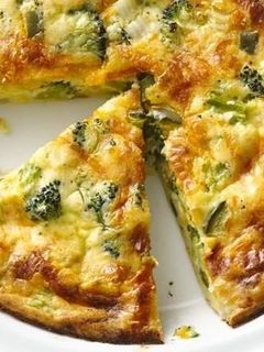 Una foto de Quiche de brócoli y queso