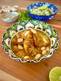 Una foto de Pollo con salsa de cacahuetes