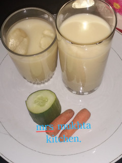 Lemon cucumber da carrot mai madara. ainihin hoton girkin