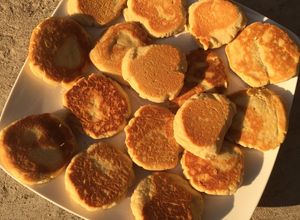 Hình của món Vào bếp cùng con: Bánh quy bơ bằng chảo hoặc lò nướng.