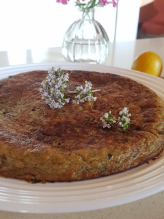 Una foto de ❗Tortilla❗ de berenjena 🍆 y atún 🐟 😋