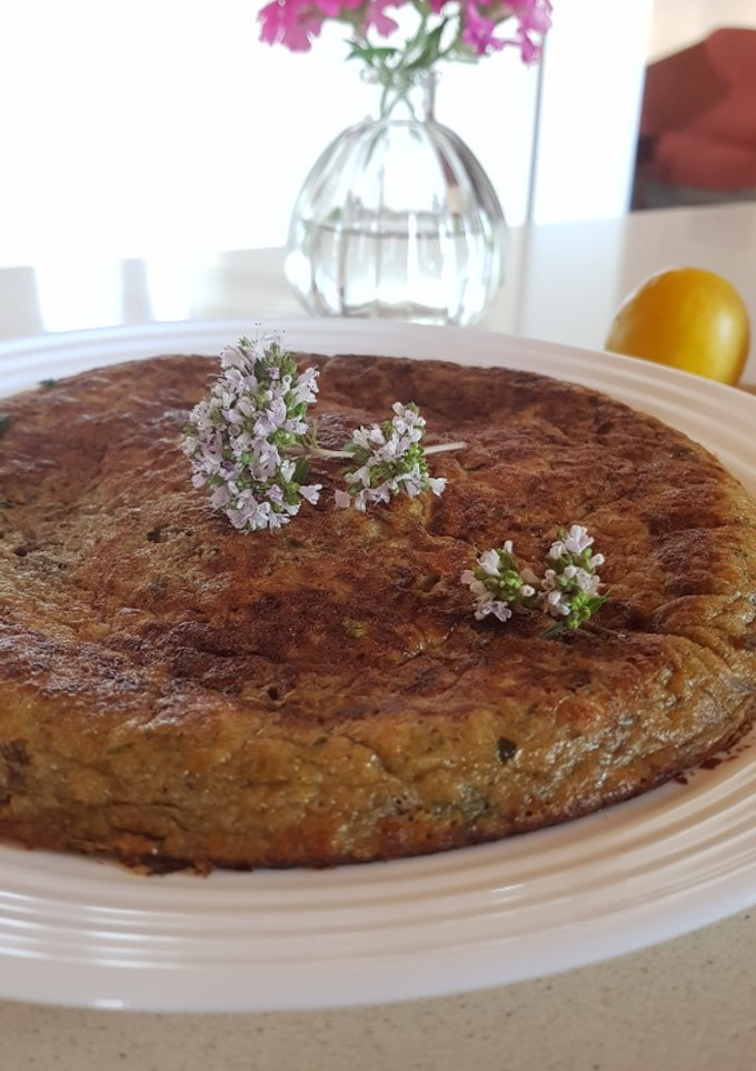 Una foto de ❗Tortilla❗ de berenjena 🍆 y atún 🐟 😋