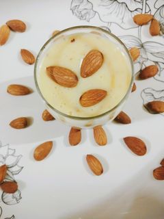 बादाम शेक (Badam Shake recipe in Hindi) रेसिपी मुख्य फोटो