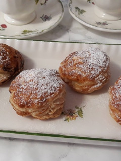 Una foto de Hojaldre relleno de chocolate