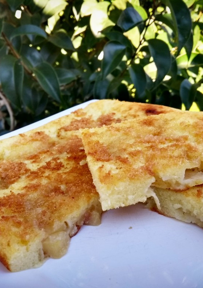 Una foto de Torta de manzana invertida en la flip