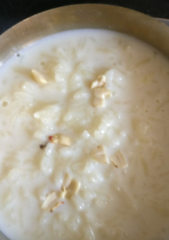 ખીર(kheer in gujarati) રેસીપી મુખ્ય ફોટો