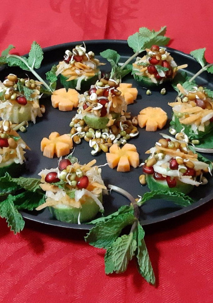 A picture of Cucumber Sprouted Salad.
