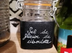 Une photo de Sel de fleur de ciboulette