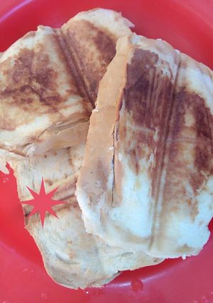 A picture of Toasted bread.
