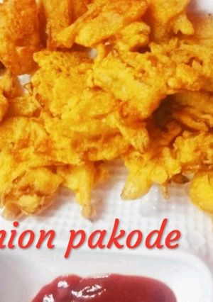 A picture of Onion pakoda.