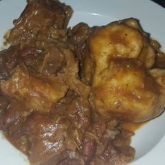 A picture of Granny's Dombolo Lamathambo (meaty bones).