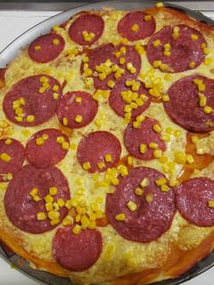 Una foto de Pizza con masa de papa 🍕🥔🍕🥔🍕...
