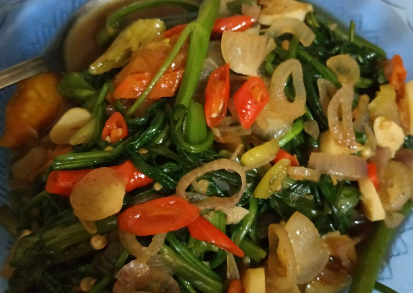 Tumis kangkung simple enak pedas