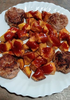 Una foto de Mini filetitos rusos con papas