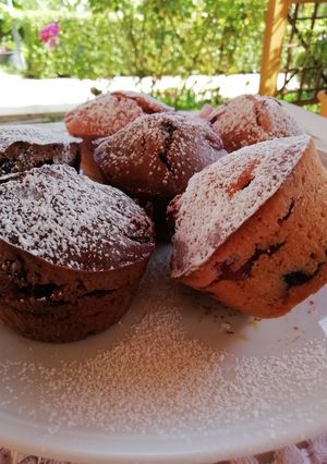 Φωτογραφία της συνταγής Γεμιστά muffins με κεράσια