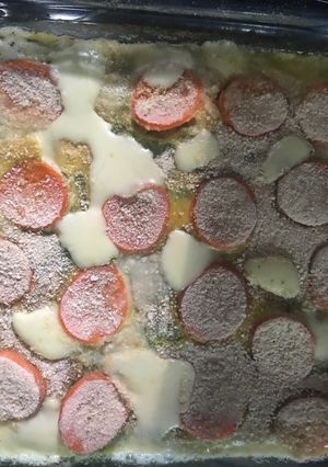 Una foto de Tortilla/pastel de pencas de acelga, papa y queso