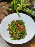 Tumis kembang genjer teri