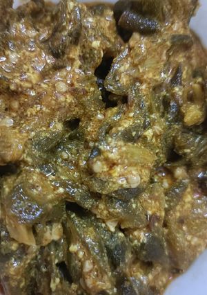 A picture of Dahi bhindi.