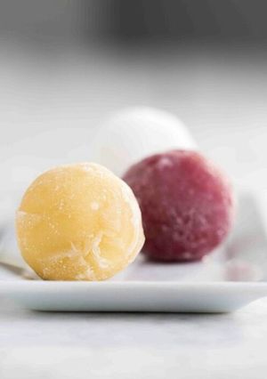 A picture of Yogurt Pearls.