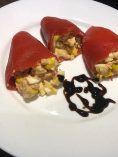 Una foto de Pimientos de piquillo rellenos