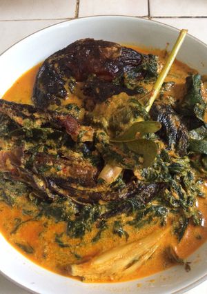 Foto resep Gulai Ikan Salai 🐟Pucuk Ubi☘️