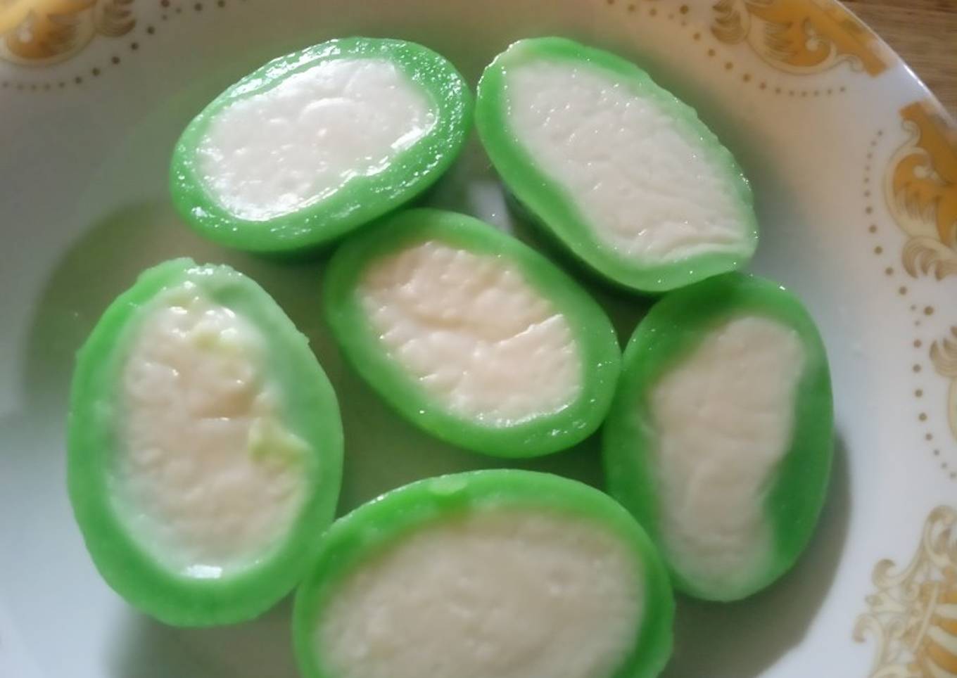 Kue nona manis lembut dan legit