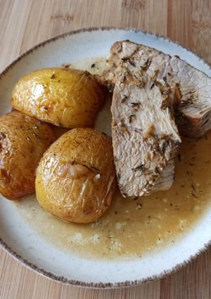 Une photo de Rouelle de porc aux pommes
